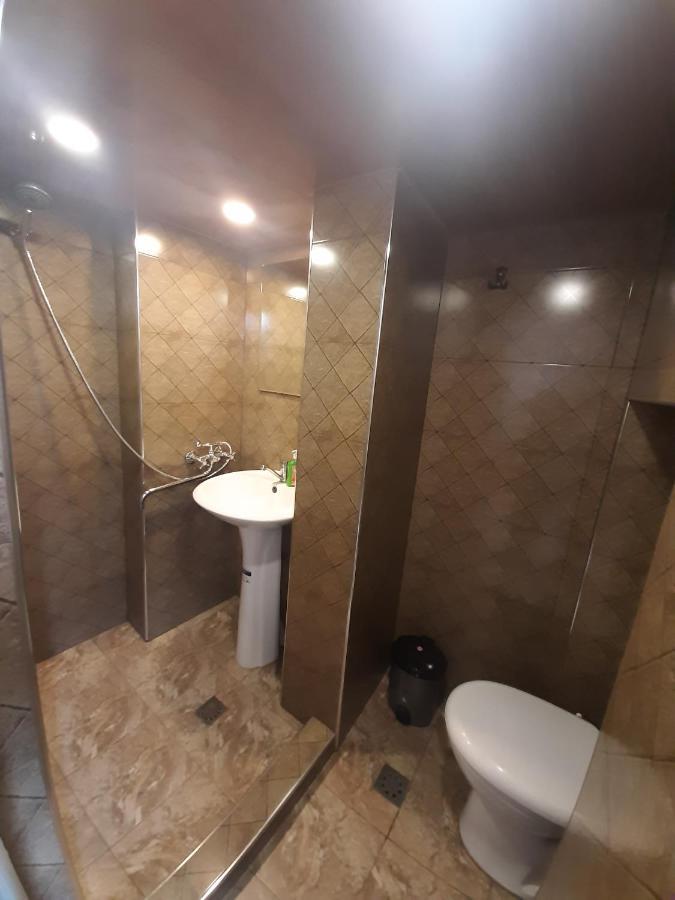 Narvar Hotel ゴリス エクステリア 写真